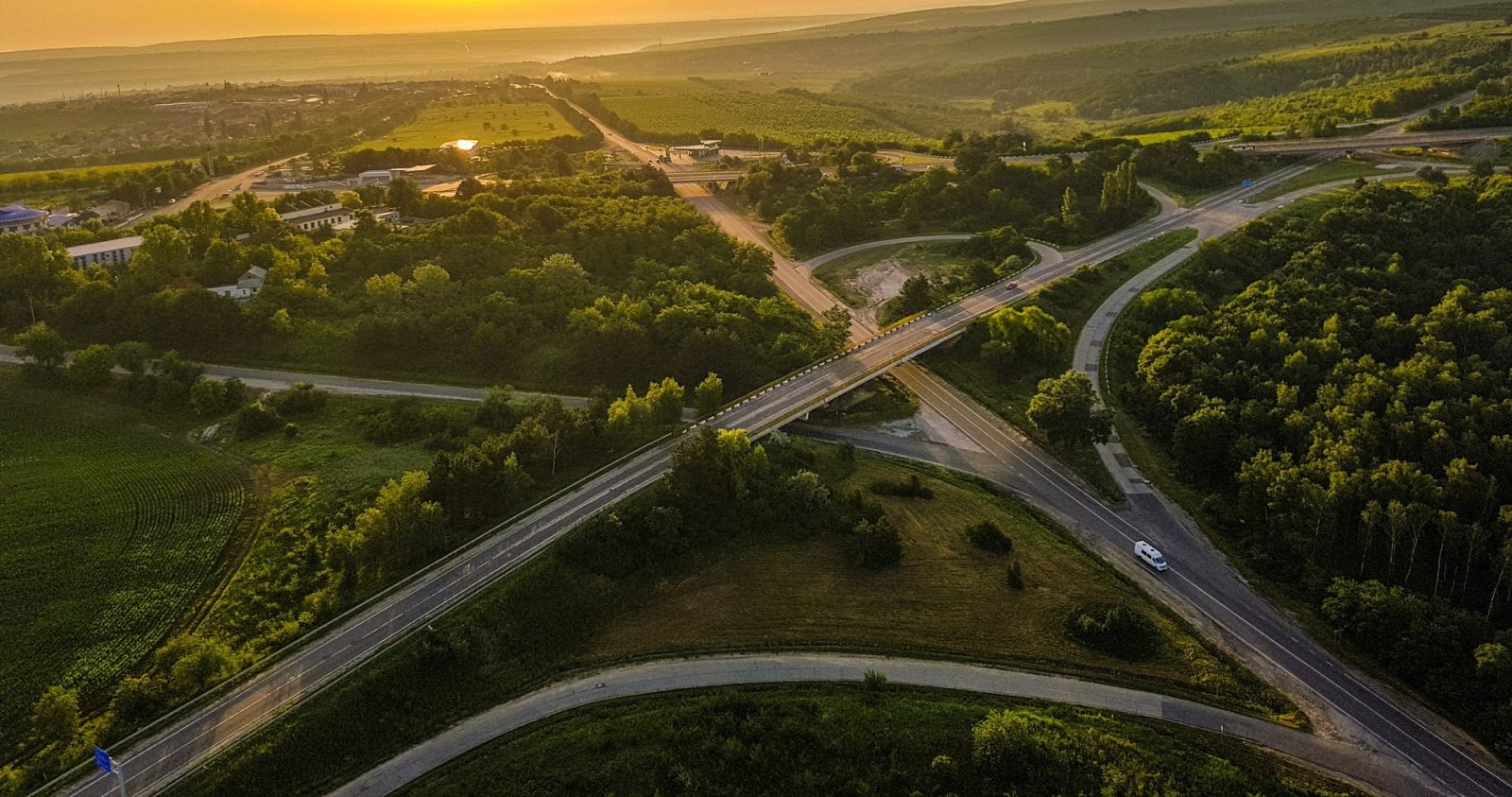 Climate Action 100+ Net Zero Company Benchmark shows continued progress on net zero commitments is not matched by development and implementation of credible decarbonisation strategies